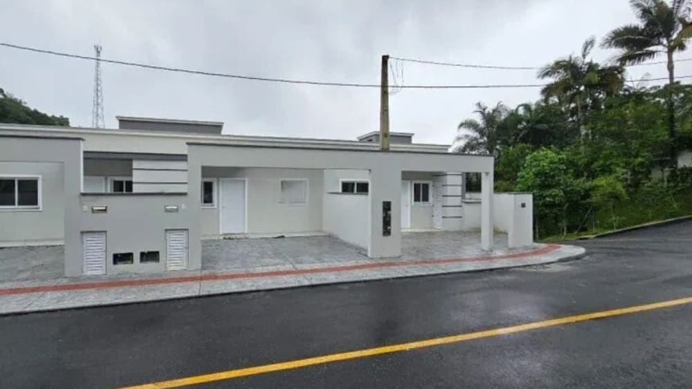 Casa Nova, Pronta para Morar em Brusque/SC