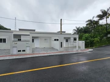 Casa Nova, Pronta para Morar em Brusque/SC — foto 1