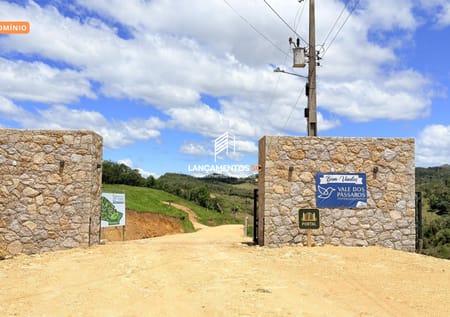 Terreno no bairro Rancho Queimado em Rancho Queimado - Cód. 2080