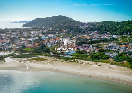 Apartamento no bairro Ponta das Canas em Florianópolis - Cód. 1975
