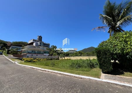 Terreno no bairro Cacupé em Florianópolis - Cód. 1674