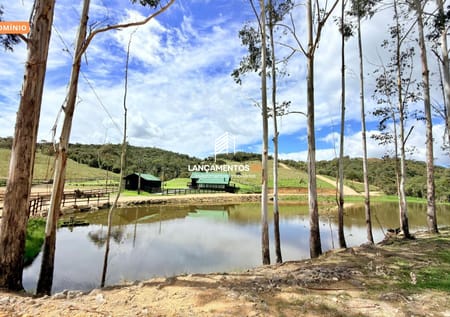 Terreno no bairro Rancho Queimado em Rancho Queimado - Cód. 2072
