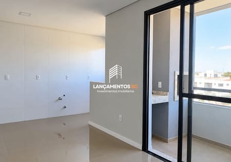 Apartamento no bairro Sertão do Maruim em São José - Cód. 1641