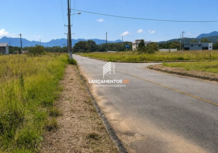 Terreno no bairro Sertão do Maruim em São José - Cód. 1733