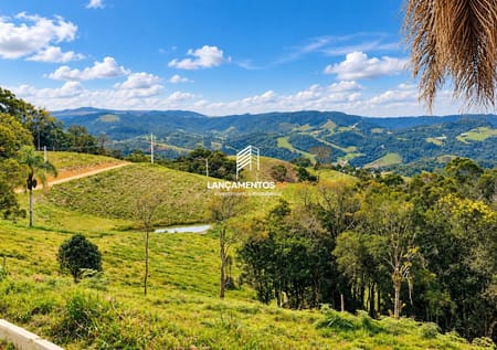 Terreno no bairro Invernadinha em Rancho Queimado - Cód. 2032