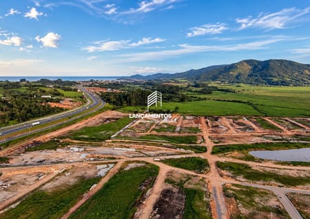 Terreno Comercial no bairro Ponta das Laranjeiras em Pescaria Brava - Cód. 1780