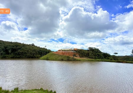 Terreno no bairro Rancho Queimado em Rancho Queimado - Cód. 2081