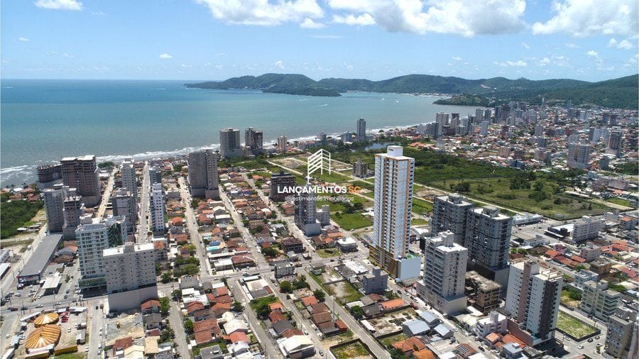 Apartamento no bairro Centro em Porto Belo - Cód. 1538