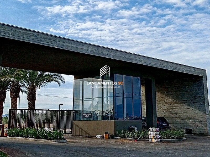 Acqua Village Exclusive Homes