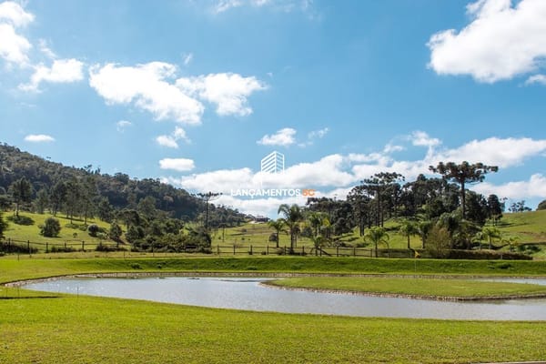 Terreno no bairro Invernadinha em Rancho Queimado - Cód. 1751