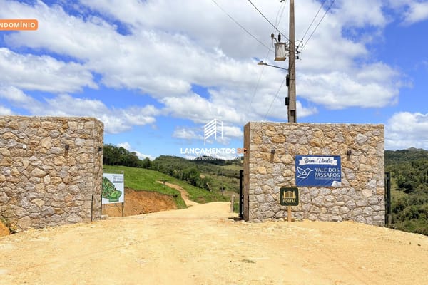 Terreno no bairro Rancho Queimado em Rancho Queimado - Cód. 2073