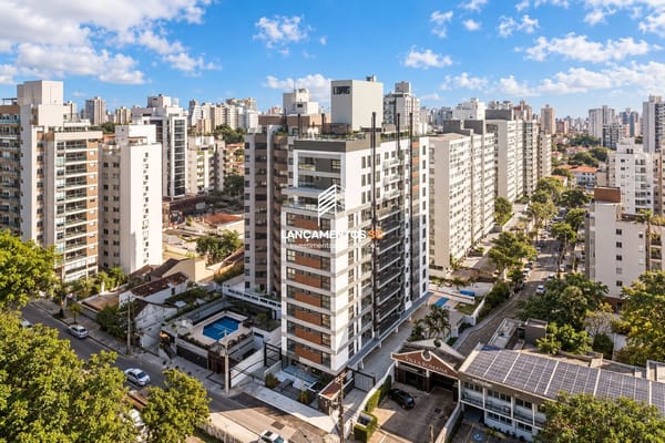 Apartamento no bairro Centro em Florianópolis - Cód. 2138
