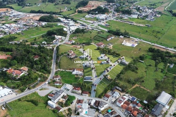 Terreno no bairro Centro em Santo Amaro da Imperatriz - Cód. 1998