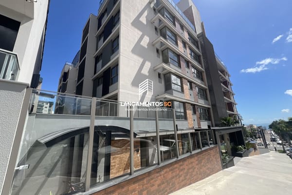 Apartamento no bairro Estreito em Florianópolis - Cód. 1822
