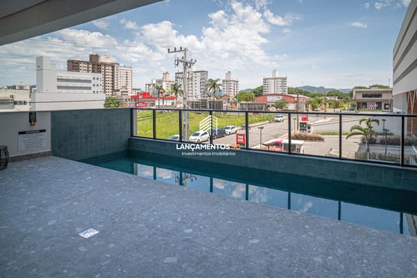 Apartamento no bairro Aeroporto em Tubarão - Cód. 1033