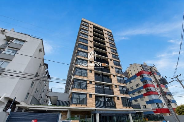 Apartamento no bairro Canto em Florianópolis - Cód. 1431