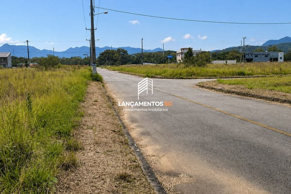 Terreno no bairro Sertão do Maruim em São José - Cód. 1734