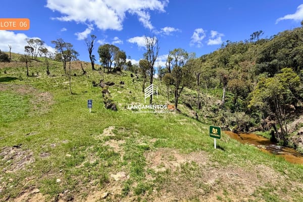Terreno no bairro Rancho Queimado em Rancho Queimado - Cód. 2087