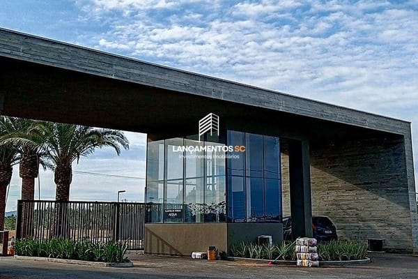 Acqua Village Exclusive Homes