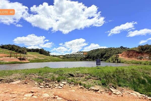 Terreno no bairro Rancho Queimado em Rancho Queimado - Cód. 2081