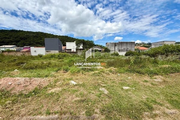 Terreno no bairro Fundos em Biguaçu - Cód. 2132