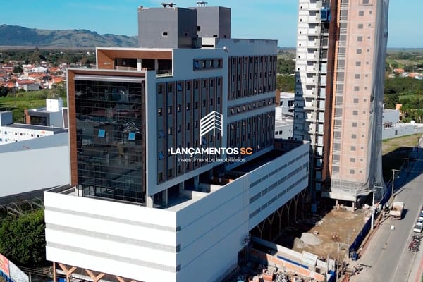 Apartamento no bairro Aeroporto em Tubarão - Cód. 1033